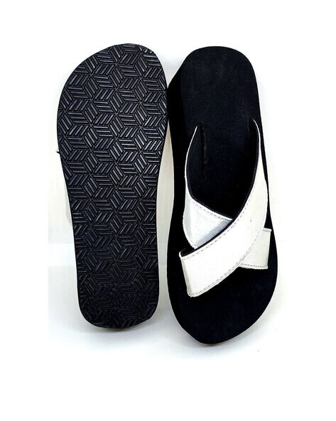 Black criss cross online slippers