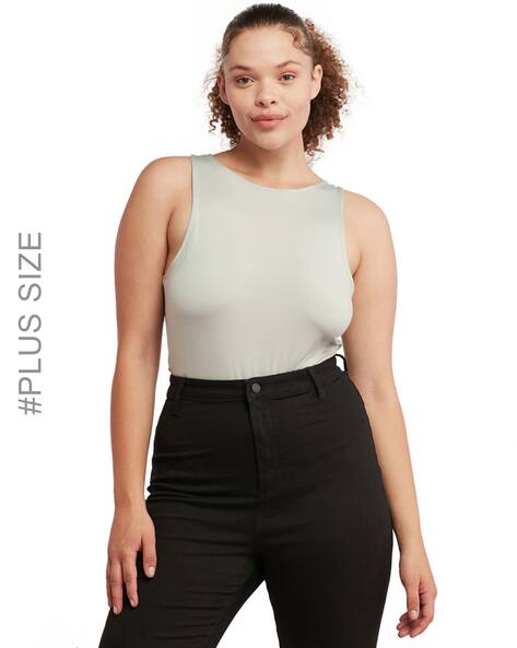 SAM Women Slim Fit Round-Neck Top