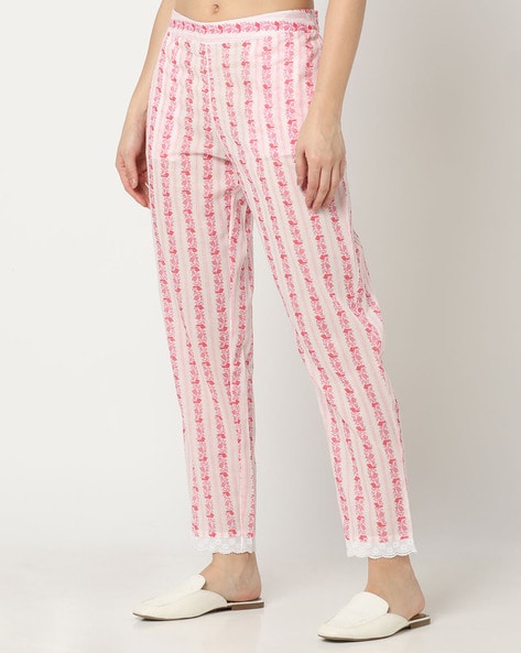 Floral Printed Straight Pants Price in India