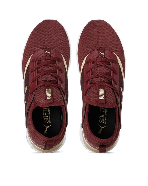 Maroon shop puma shoes