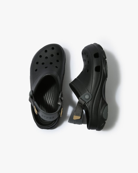 Black crocs online boys