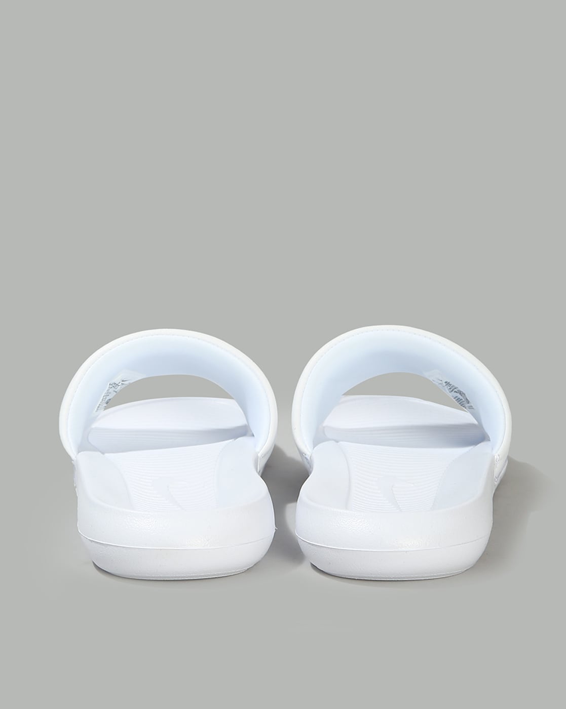 Nike best sale rubber slides