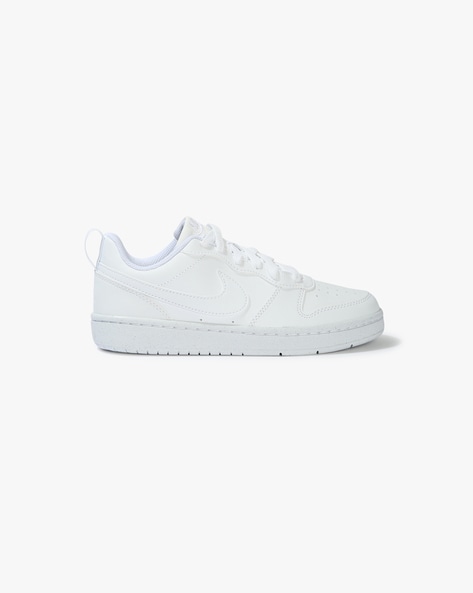 White store nikes boys