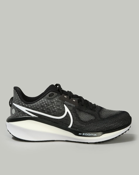 Cheap cute best sale nike shoes