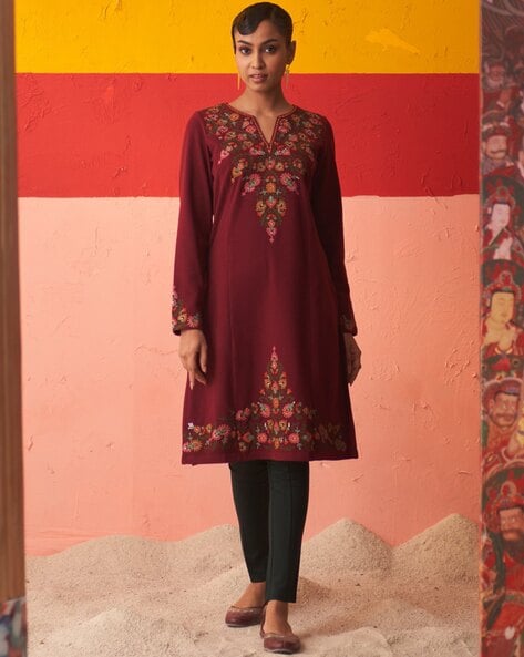 Lakshita deals kurtis online