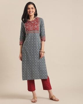 svaraa Women Printed No Darts Straight Kurta-picture-36