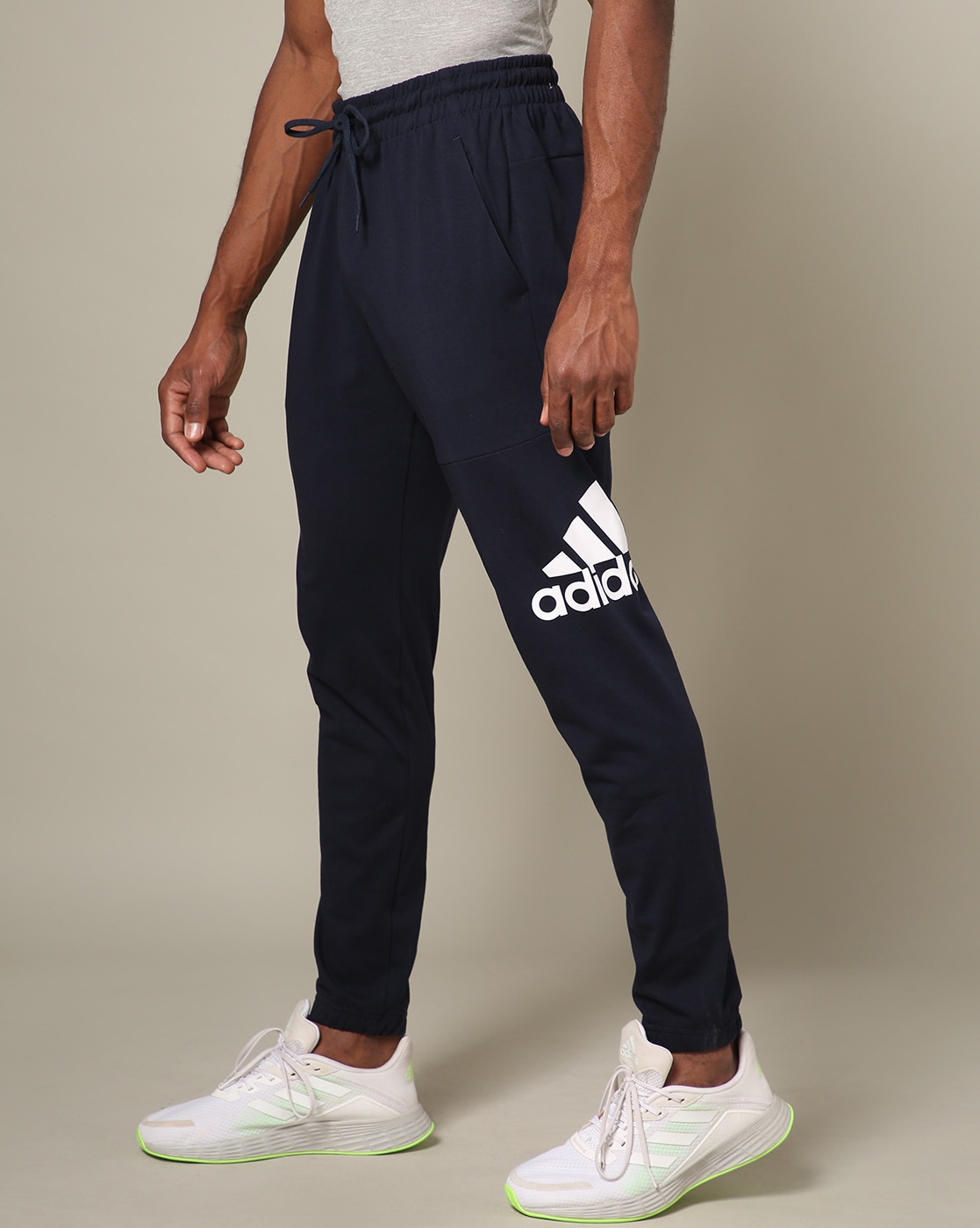 NEW Adidas Designed To Move Studio 7/8 Sports Pants Black Size Medium  Joggers M | Adidas design, Clothes design, Black pants