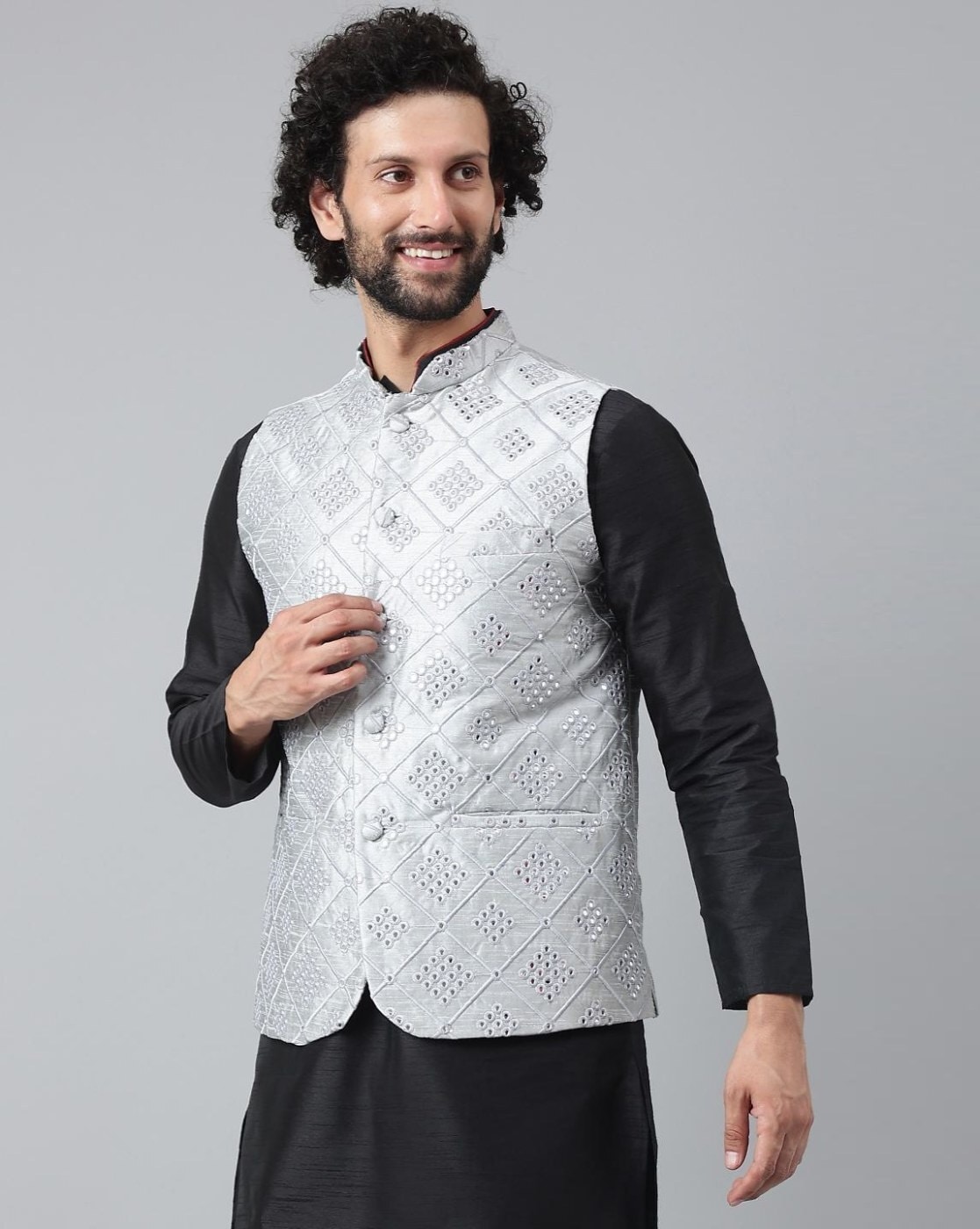 Veera Paridhaan Men Banarasi Printed Chinese Collar Nehru Jacket (Golden,  Medium-38) at Amazon Men's Clothing store