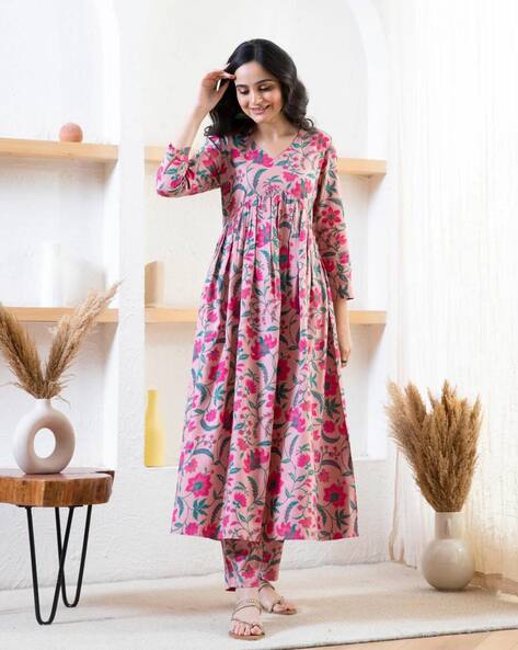 Women Floral Print Anarkali Kurta with Pants