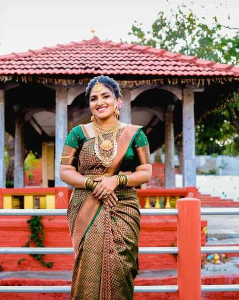 Copper Brown Kanjivaram Saree with Contrast Blouse - Urban Womania