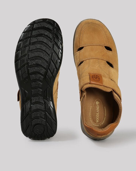 35% OFF on Woodland Men Sandals on Amazon | PaisaWapas.com