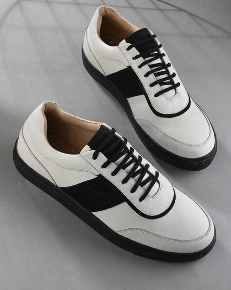Puma BLACK/WHITE SNEAKERS ::PARMAR BOOT HOUSE | Buy Footwear and  Accessories For Men, Women & Kids