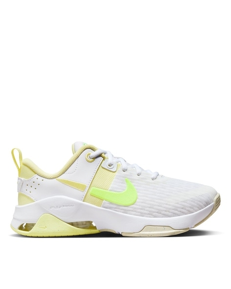 Nike bella cheap training shoes