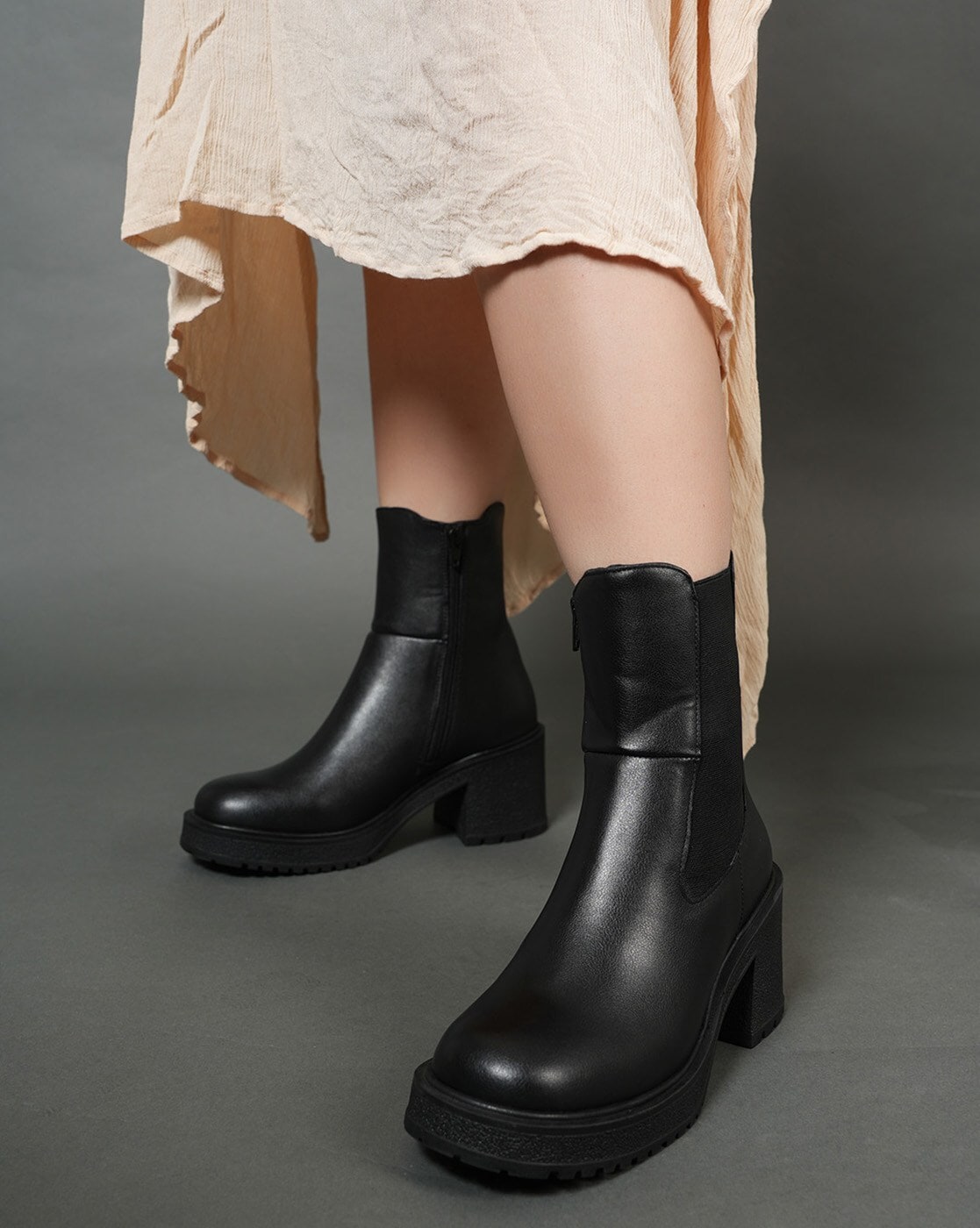 Heeled chelsea outlet boots