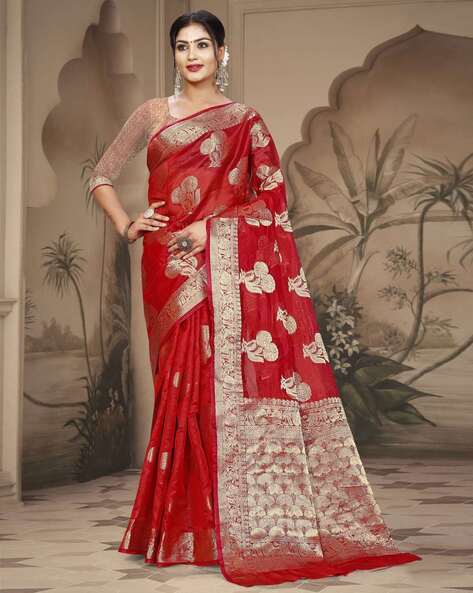 BUY ONLINE ATTRACTIVE RED COLOR SAREE WITH BEAUTIFUL GOLD ZARI BORDER AND  PALLU FROM FASHION BAZAR.