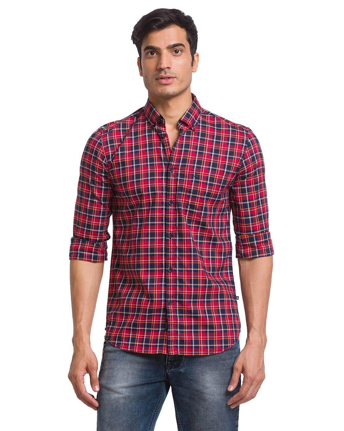 Men Checked Slim Fit Shirt