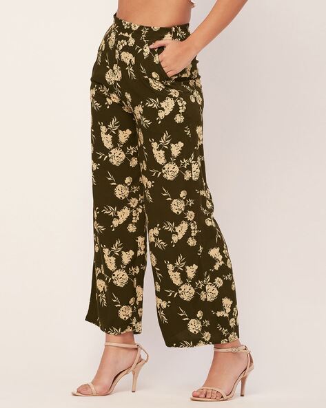 Loose fit: trousers with a floral print - beige | s.Oliver