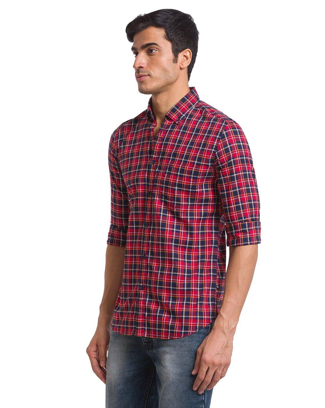 Men Checked Slim Fit Shirt