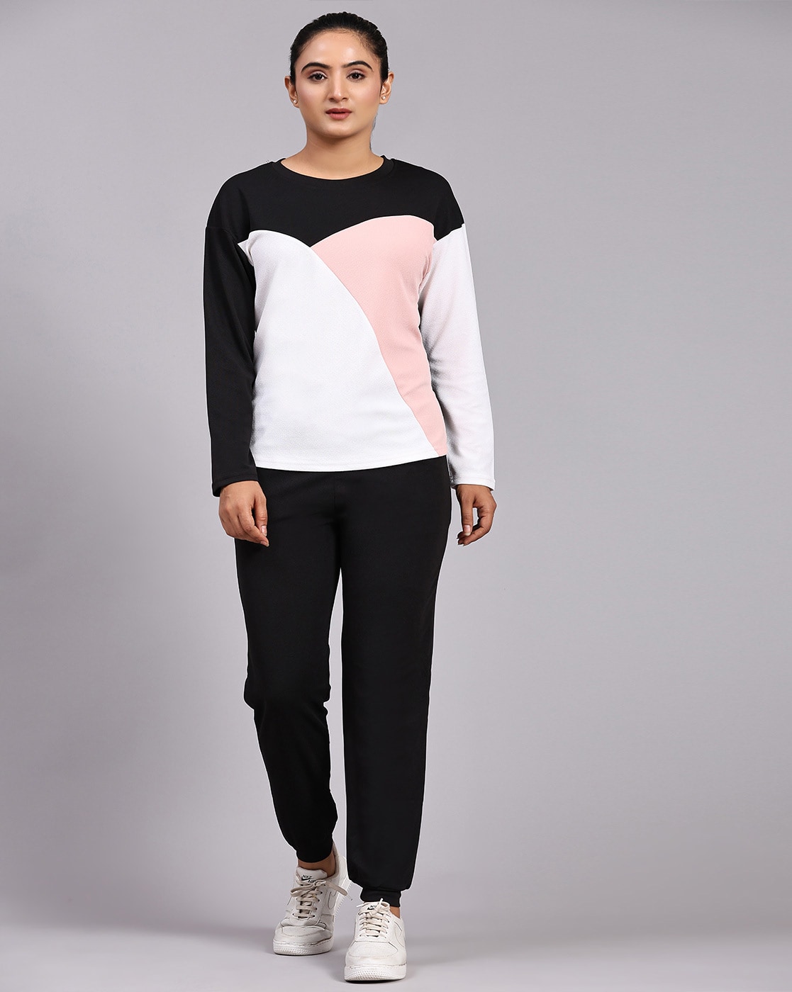 Buy Black Tracksuits for Women by ALISBA Online