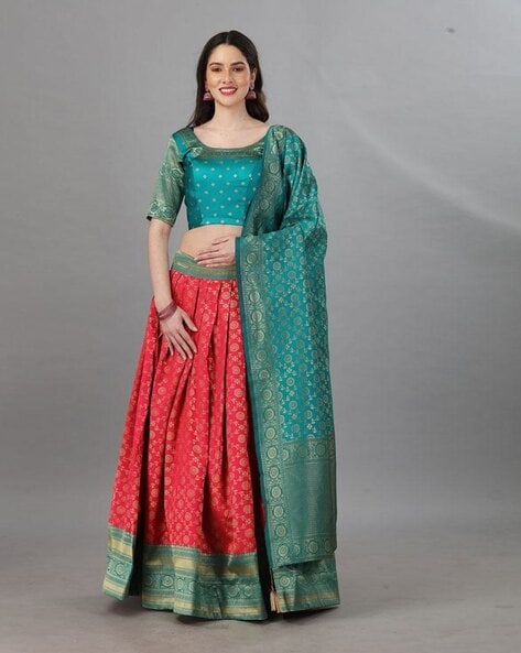 Upgrade Your Ethnic Style With These Lehengas Under Rs 5000