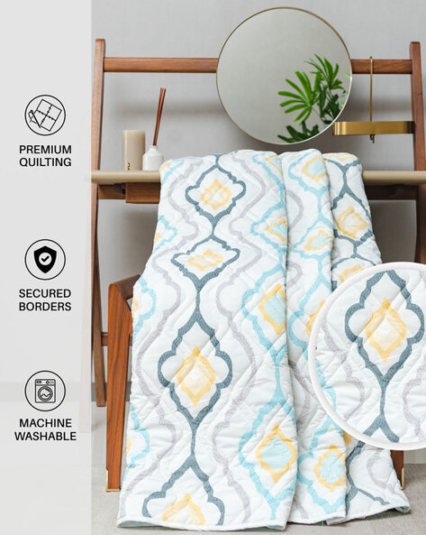 Buy White Blankets, Dohars & Quilts for Home & Kitchen by Urban