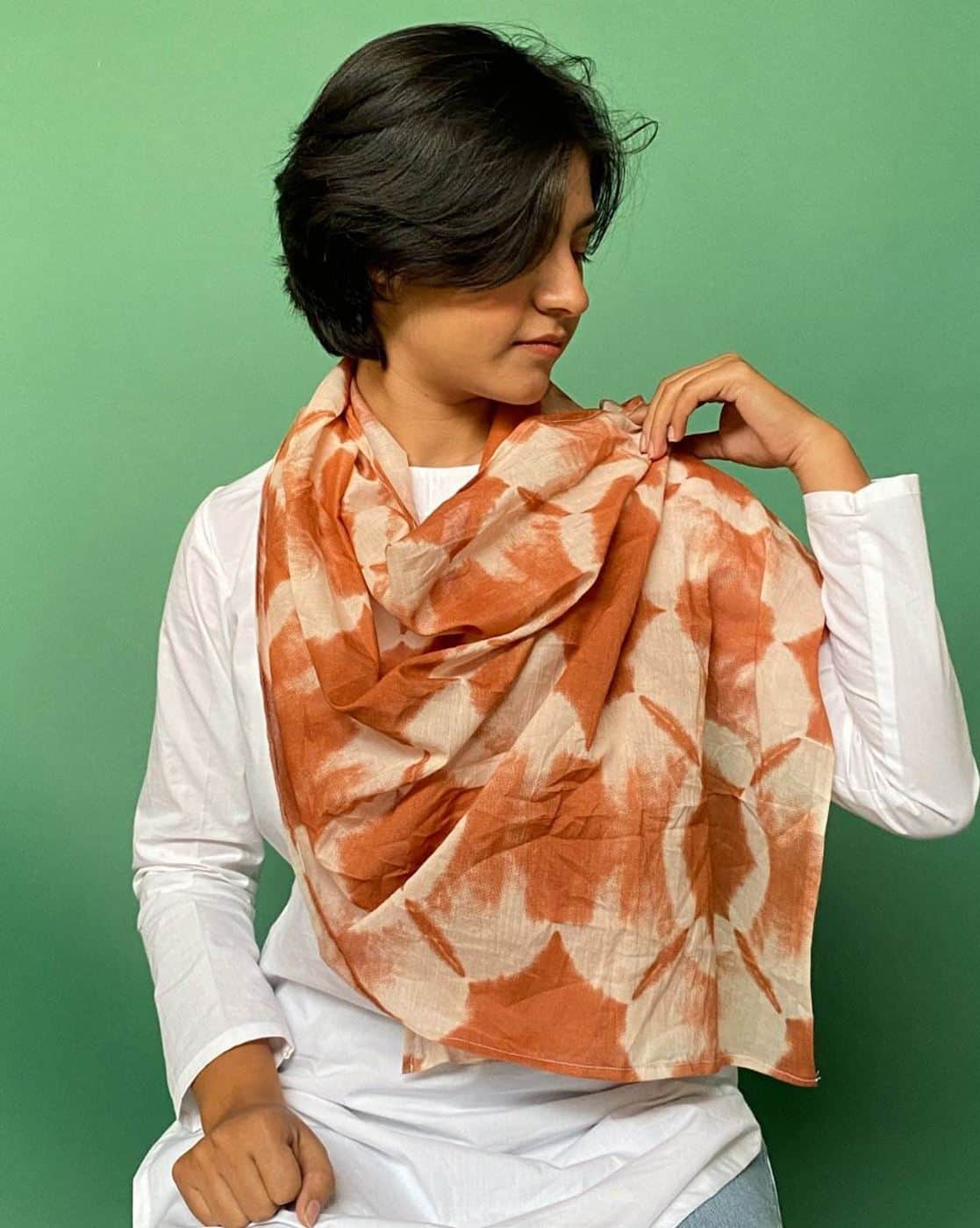 SALSATIONサルセーション Shawl with Opening RUST Rust Abstract