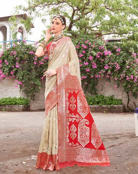 Pin by Shirin on Modern Sarees with Stylish Blouses❗ | Floral print sarees, Saree  floral, Floral sarees