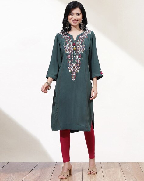 Lakshita - A classic combination of Fuchsia rose and ivory. Seen here, our  fuchsia rose embroidered woolen kurti. Follow the link to shop this look on  sale here :  https://www.lakshitaonline.com/collections/new/products/fuchsia-rose-embroidered-woolen  ...