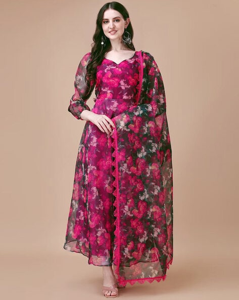 Stylish Indian Traditional Ladies Long Kurti at Rs 1399