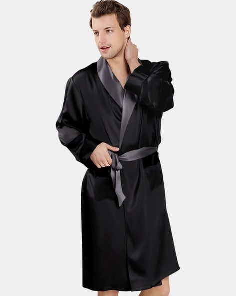 Long Black Silk Robe, Womens Satin Bathrobe, Kimono Style Robe, Long S |  Bridesmaid robes black, Kimono fashion, Black silk robe
