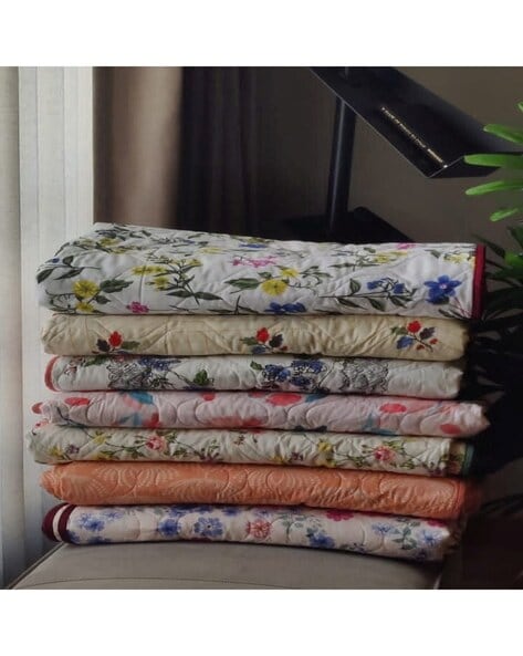 100% Cotton Malmal Blanket, Dohar, Comforter / Quilt for AC and Light  Winters - Floral