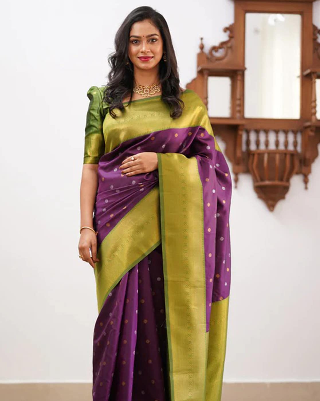 Buy Green Sarees for Women by ZIKARAA Online