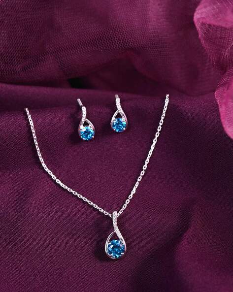 Amazon.com: Nine West Women's Boxed Necklace/Pierced Earrings Set, Silver/Blue,  One Size: Clothing, Shoes & Jewelry