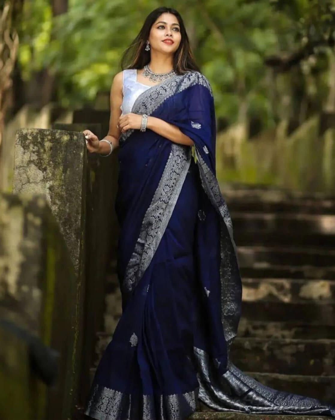 Buy Navy Blue Sarees for Women by Zinzraa Online