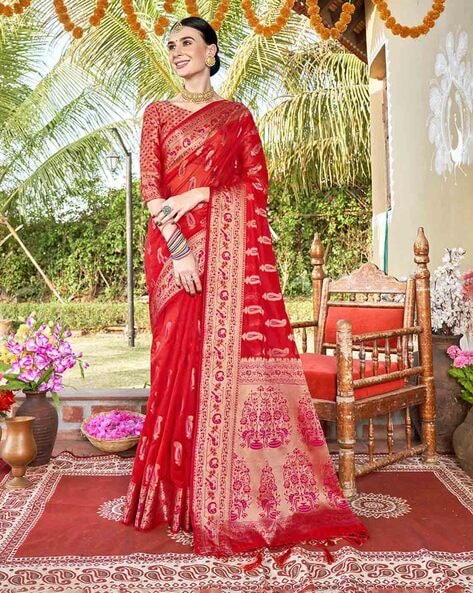 Red Saree | Buy Indian Red Color Sarees Online | KalaNiketan