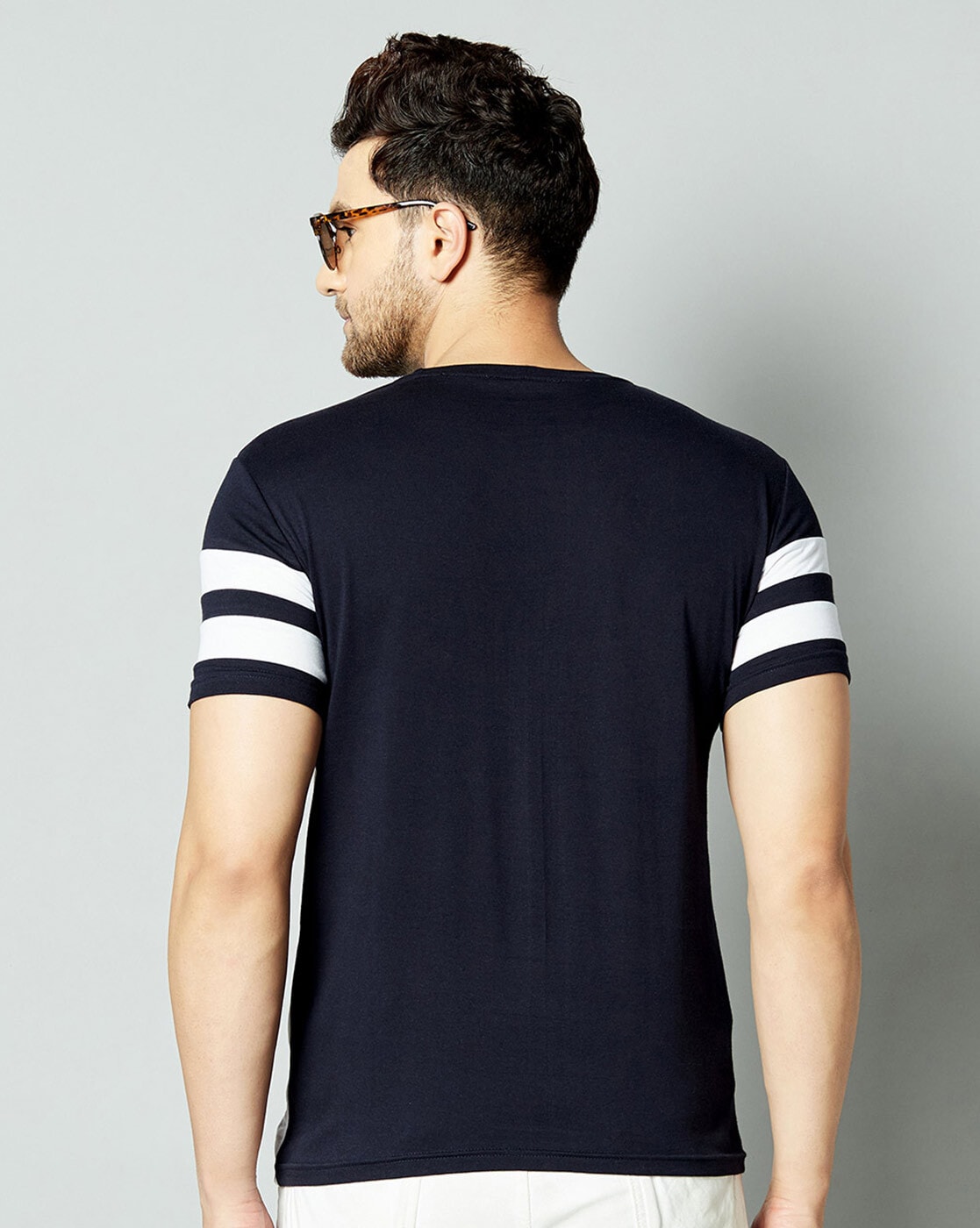 Buy Navy Tshirts for Men by AUSK Online