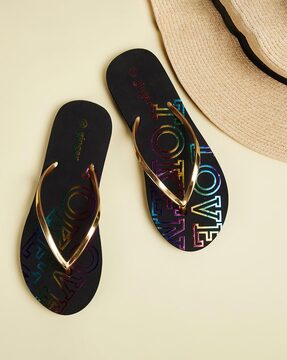 Flip-Flops with Contrast Thong-Strap