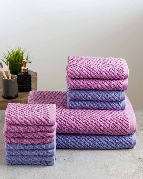 Purple 2025 striped towels