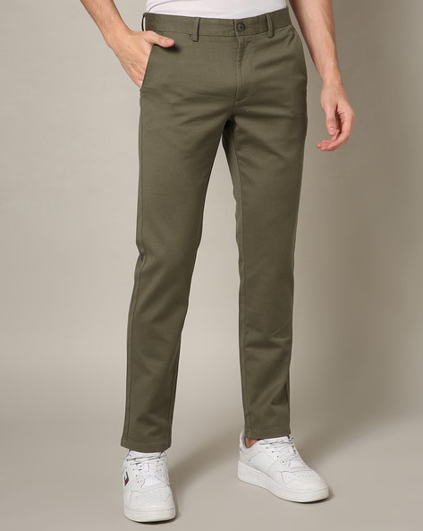 Buy INDIAN TERRAIN Solid Cotton Blend Regular Fit Men's Casual Trousers |  Shoppers Stop