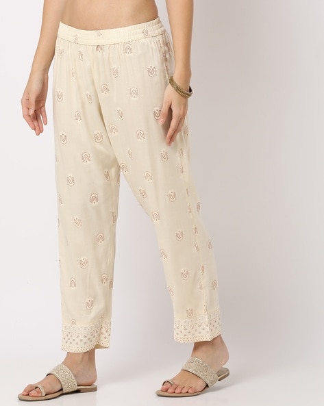 Women Printed straight Pant Price in India