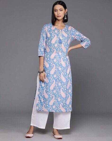 SVARAA Women Paisley Print Round-Neck Straight Kurta