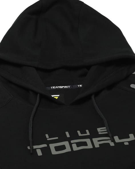 Men Typographic Print Regular Fit Hooded T-Shirt