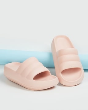 Closed toe rubber online slippers