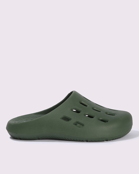 Mens discount oofos clogs