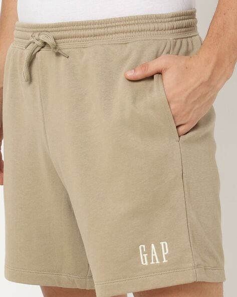 Gap on sale logo shorts