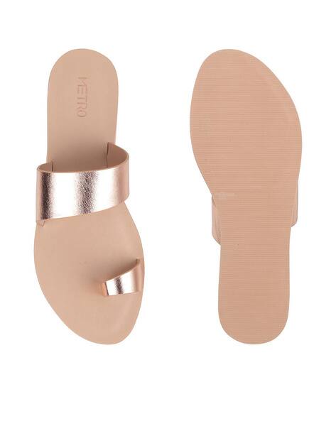 Women Embellished Flat Heels Toe-Ring Sandals