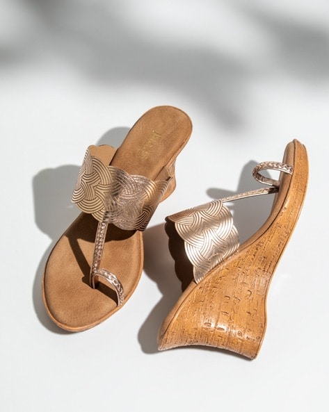 INC.5 Women Textured Ring-Toe Flat Sandals | Lifestyle Stores | Sector 4C |  Greater Noida