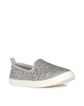 Geometric Print Sports Shoes with Round Neck-image-44