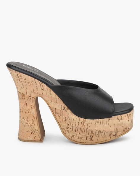 Natural Wide Fit Raffia Chunky Heeled Platform Sandals | PrettyLittleThing
