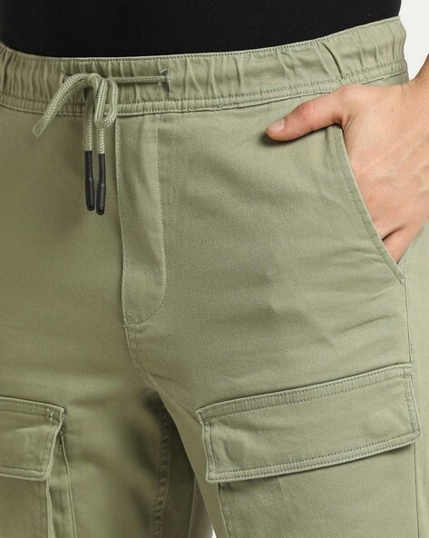 Cargo pants pockets in front hotsell